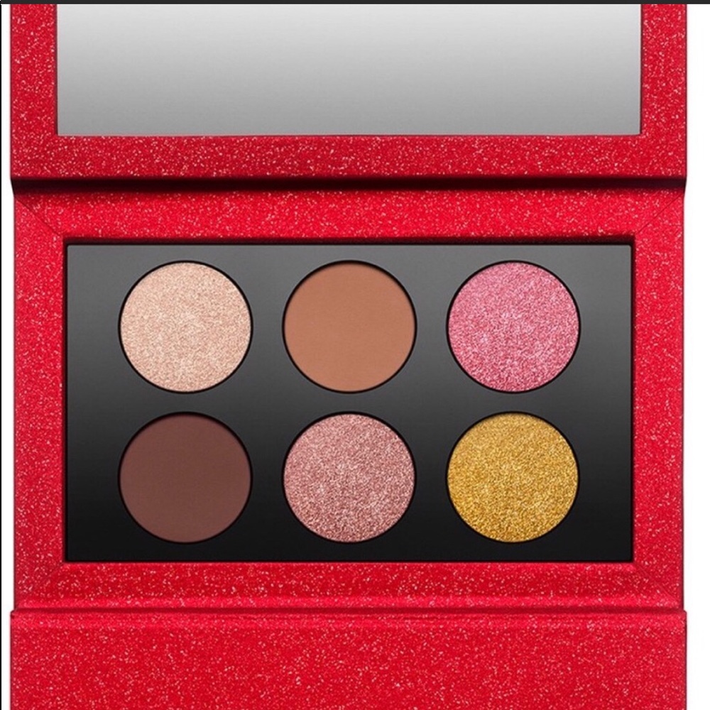 SOLD New Pat McGrath Eyeshadow Golden Opulence Palette Mothership Lunar New Year